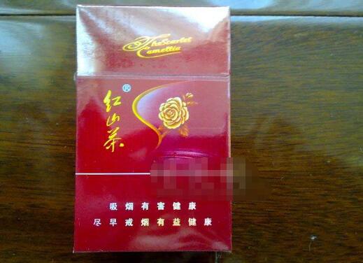 免税店通常会销售多种国际品牌的香烟，以下是一些常见的外烟品牌